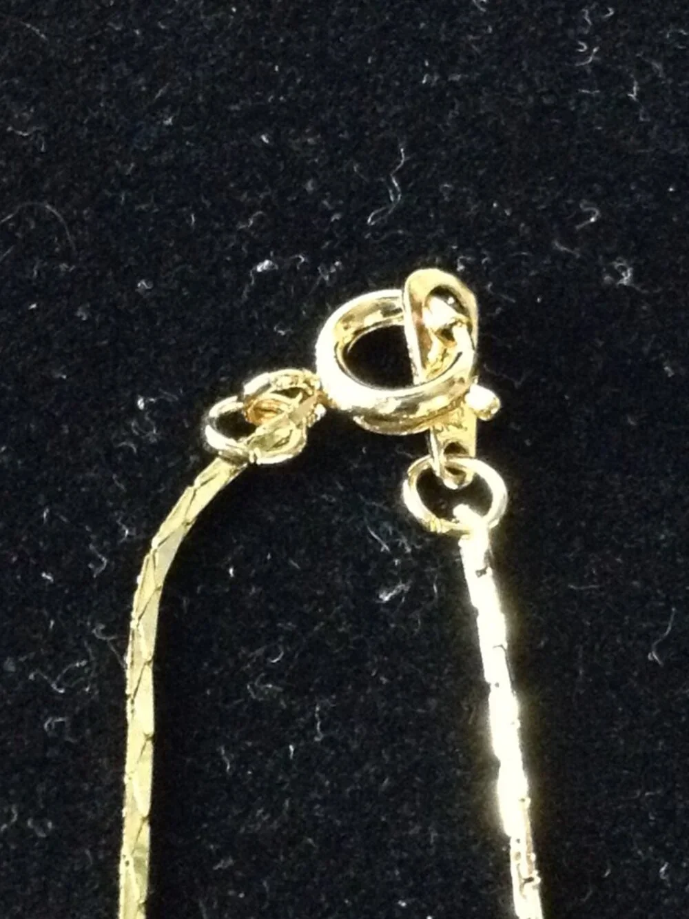 NWOT 2 Bracelets/1 Necklace Goldtone Costume Jewelry Kidcore Great Gift for kids - Picture 3 of 3